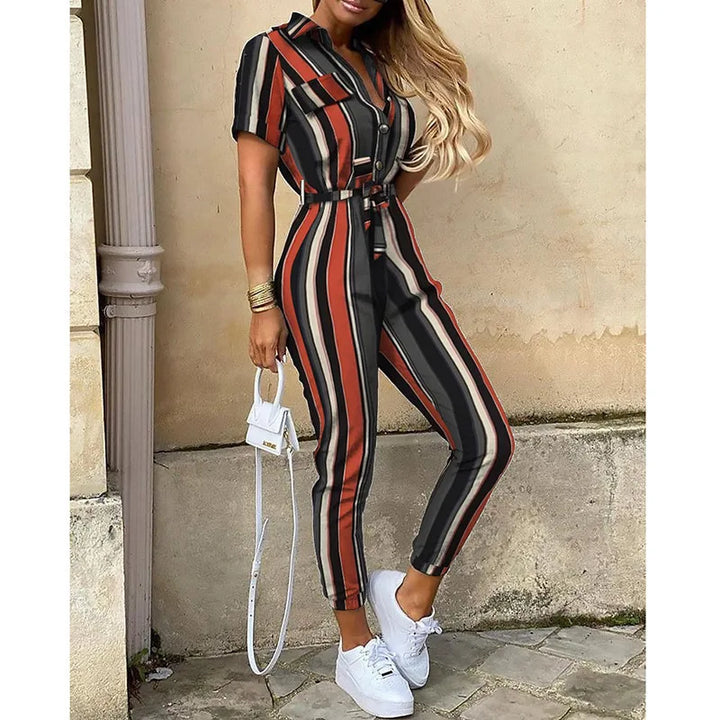 Ella™️ | Monokrom Jumpsuit med Belte og Elegant Print